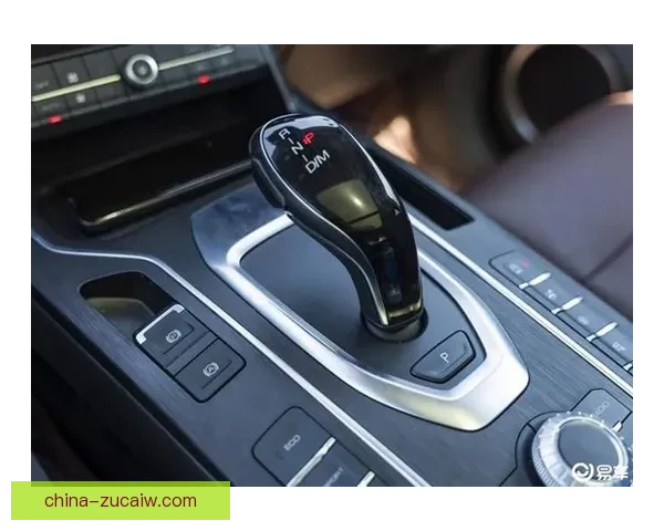 温莎快车93-100KW泰坦高性能动力与智能操控体验分析