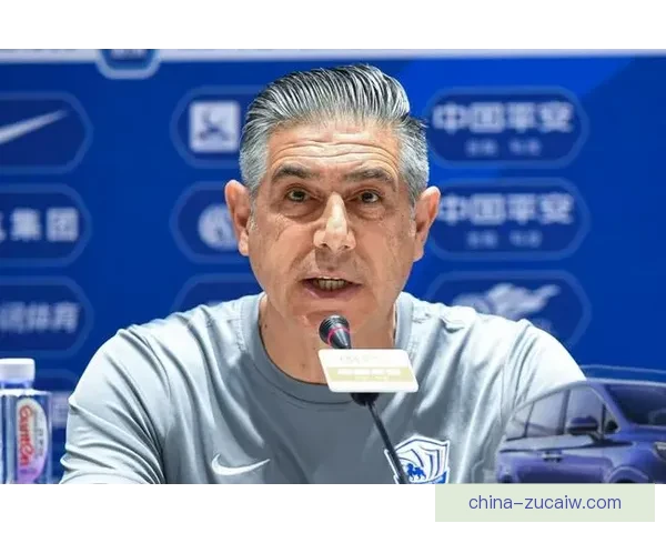 本克斯拓城狮队遗憾落败 马卡瑟尔U20逆袭胜出比赛精彩回顾